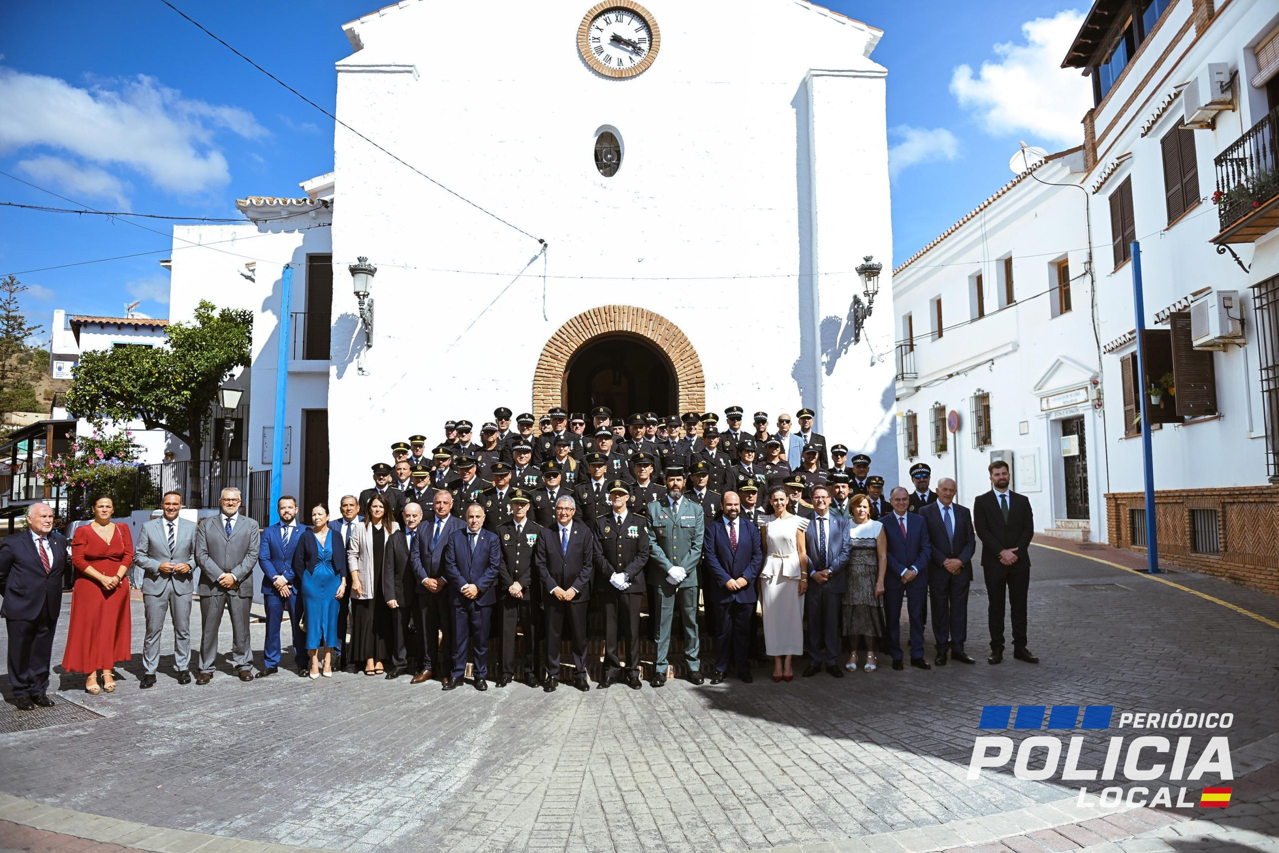 Rincón de la Victoria reconoce la profesionalidad y el compromiso de su Policía Local en el Día de su Patrón