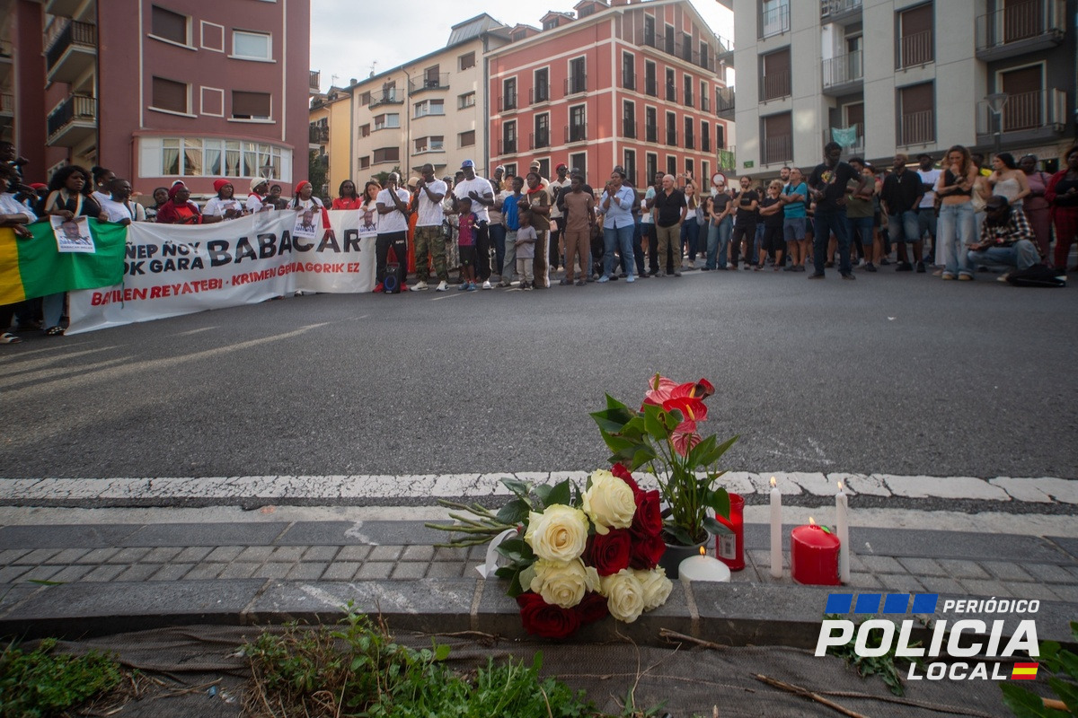 La Policía Municipal abate a un vecino de Hondarribia y la comunidad senegalesa pide «justicia»