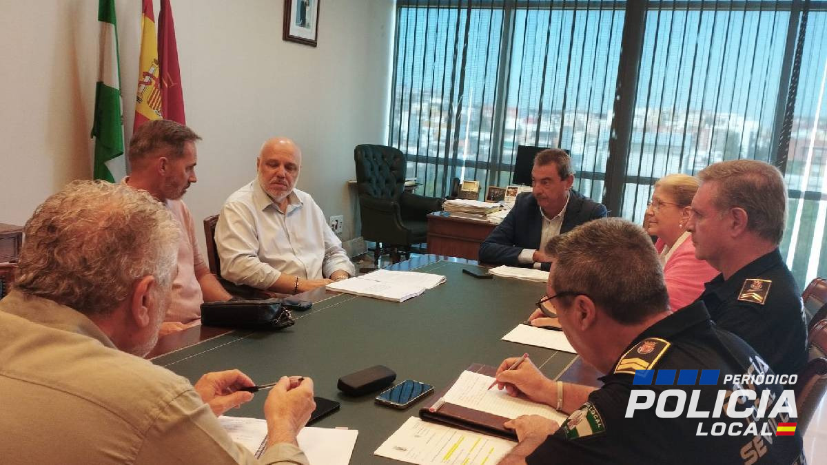 Sevilla amplía la presencia de la Policía Local en el barrio de Santa Cruz
