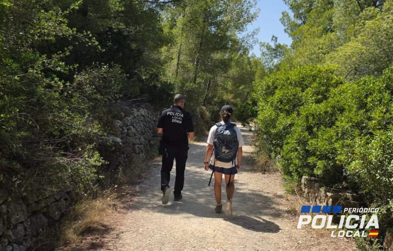 La Policía Local de Dénia localiza y rescata a dos senderistas perdidos en el Montgó gracias a un dron