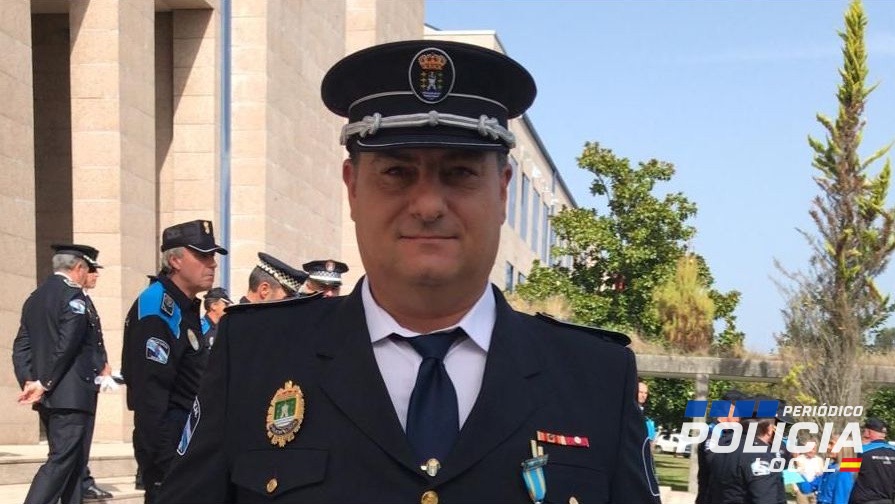 Un agente con más de veinticinco años de servicio a la Policía Local ceense