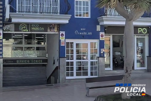 La Policía Local de Agüimes interviene en un incendio de un establecimiento en Arinaga