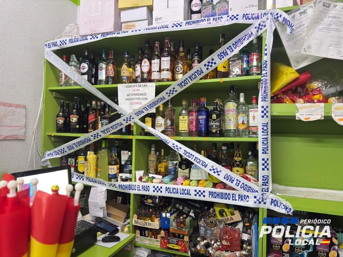 La Policía Local de Elche precinta más de 7.500 botellas de bebidas alcohólicas por presunta venta a menores