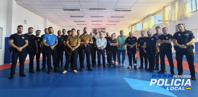19 agentes de Policía Local completan curso de uso del bastón policial extensible