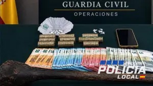 La Policía Local de Montellano y la Guardia Civil desmantelan un presunto punto de venta de drogas