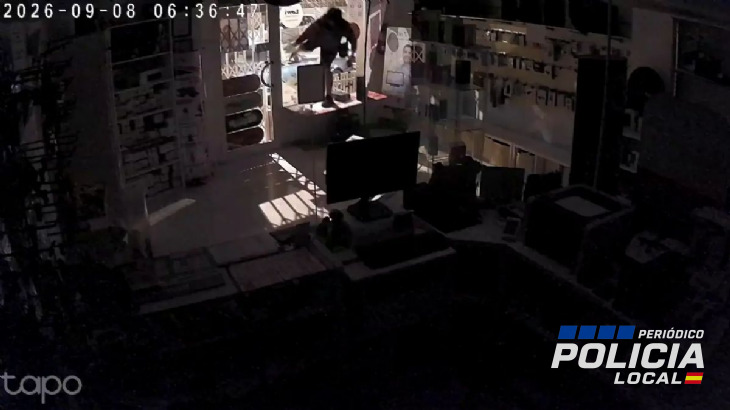 La Policía Local de Almuñécar participa en la detención de un hombre por cuatro robos intentados