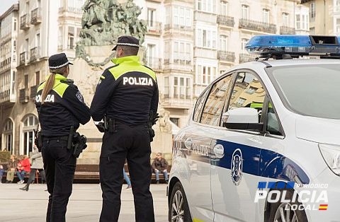 Dos ataques a policías municipales en Vitoria