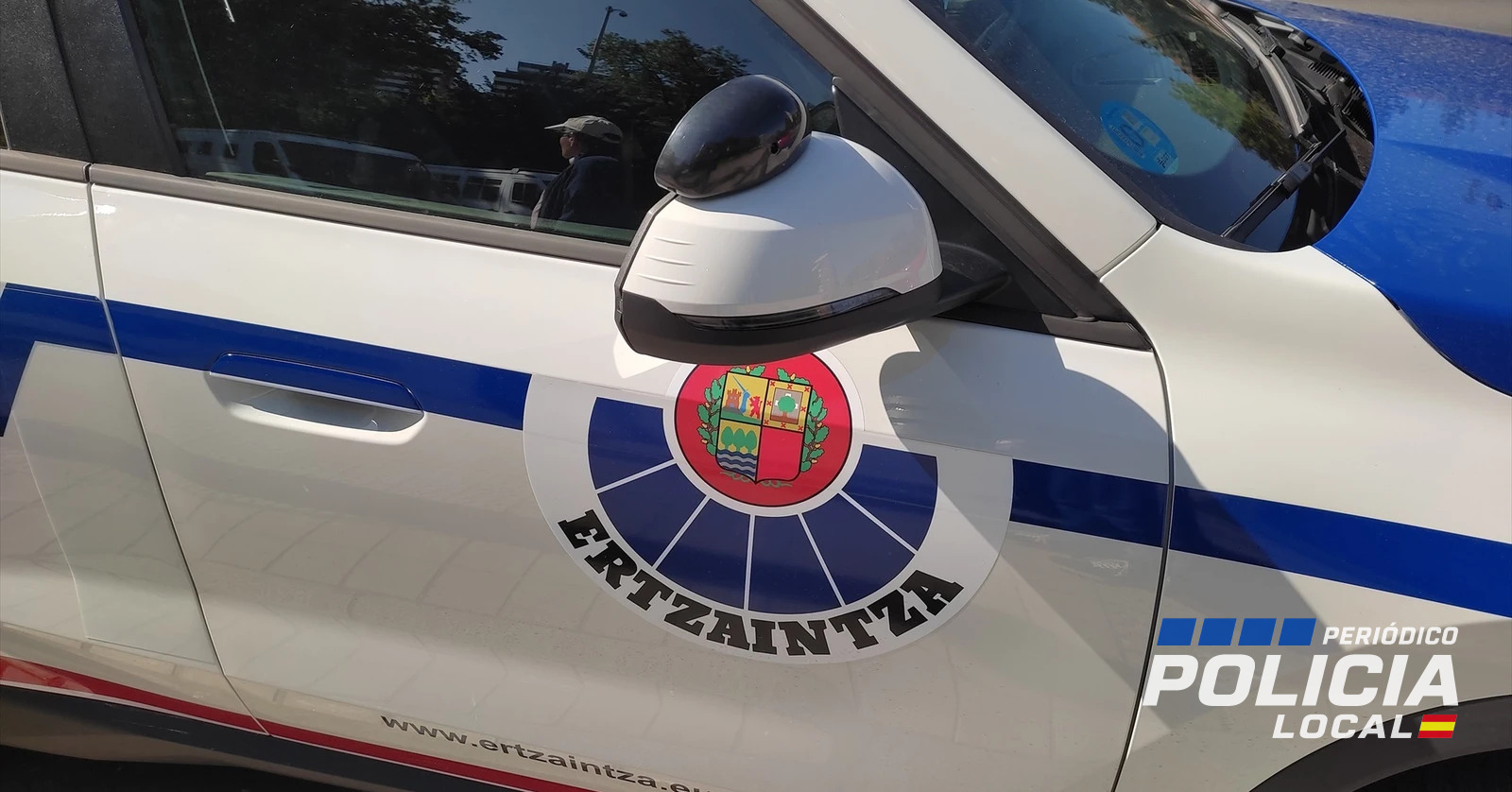 La Policía Local de Getxo detiene a un hombre que perseguía a varias personas con una motosierra