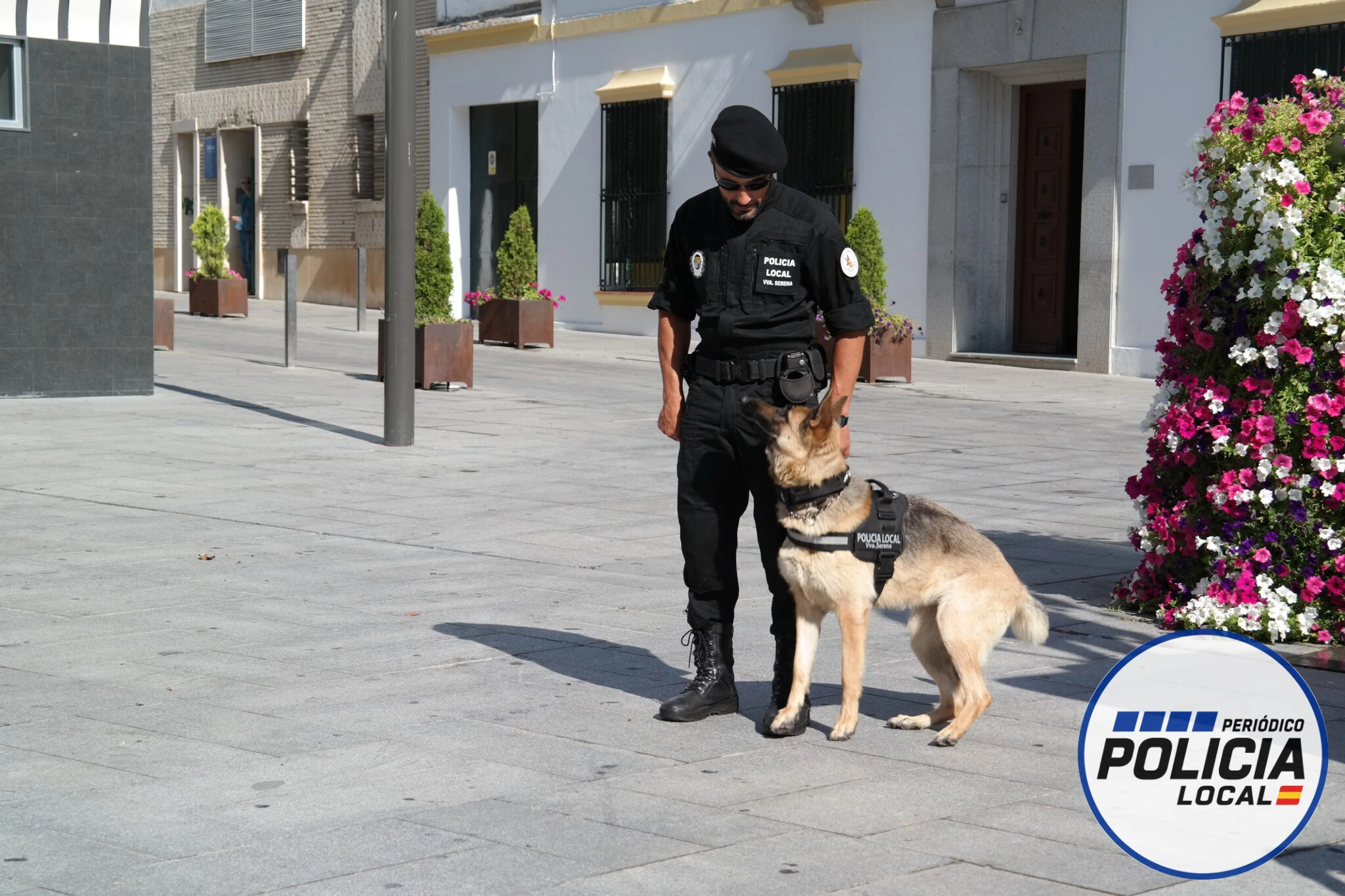 Villanueva de la Serena acoge las primeras jornadas formativas K9 Boyra con siete unidades caninas de toda España