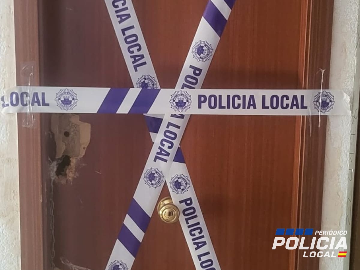 La Policía Local de Burriana evita la ocupación de una vivienda deshabitada