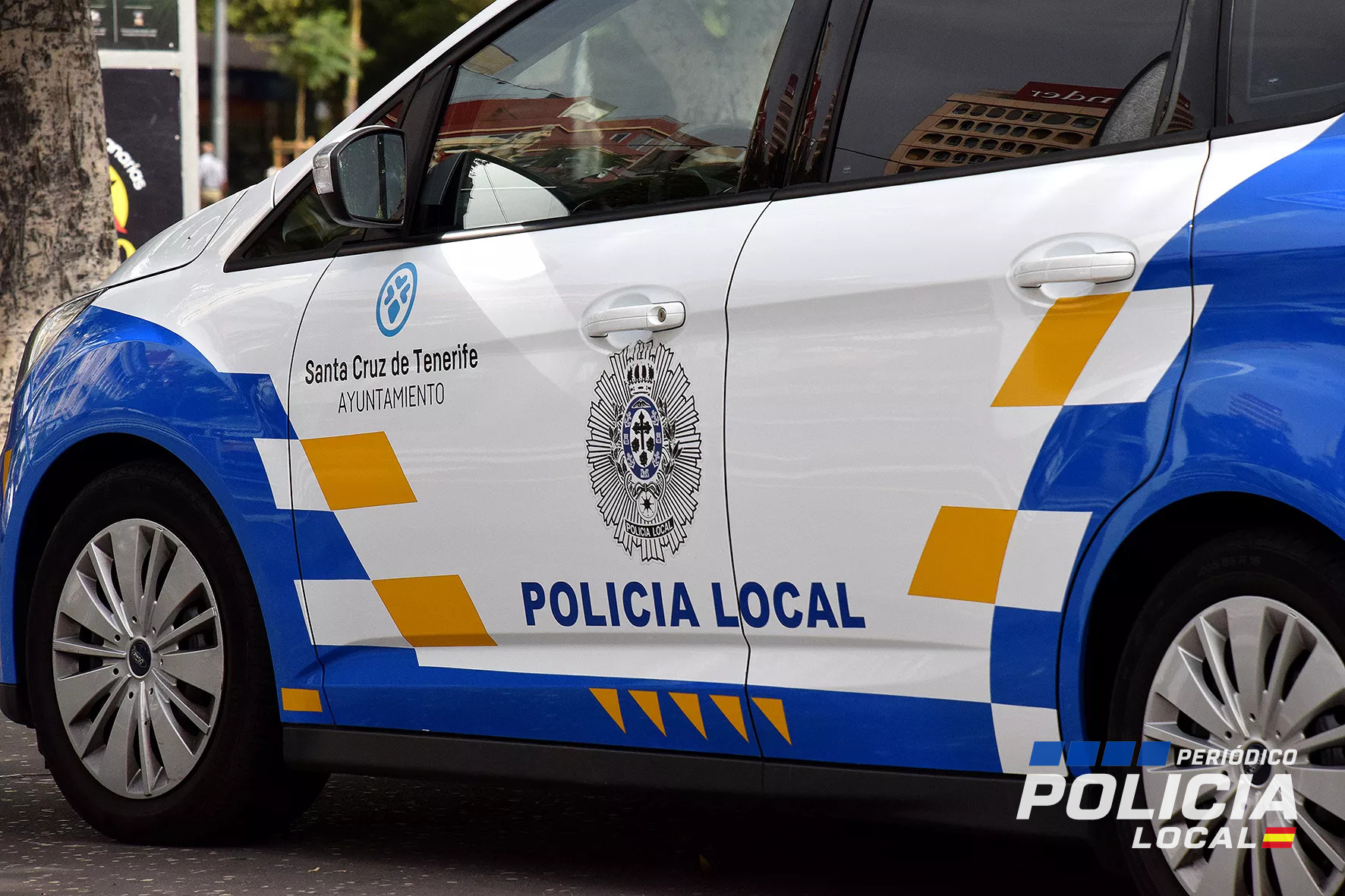 Santa Cruz de Tenerife invertirá más de 95.000 euros en 15 armas eléctricas para la Policía Local